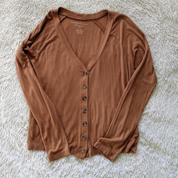 AE Ribbed Button Down Shirt - Picture 1 of 4